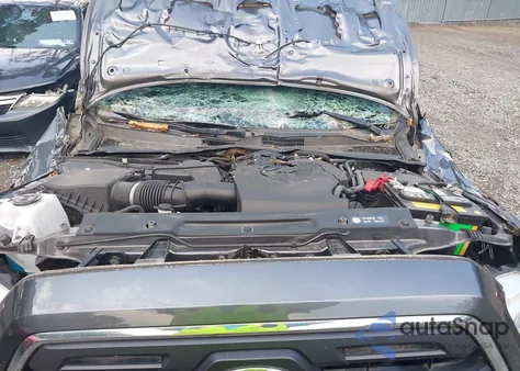 2018 Toyota Tacoma Sr5 V6 из США, поврежденный, VIN 5TFSZ5AN8JX150016